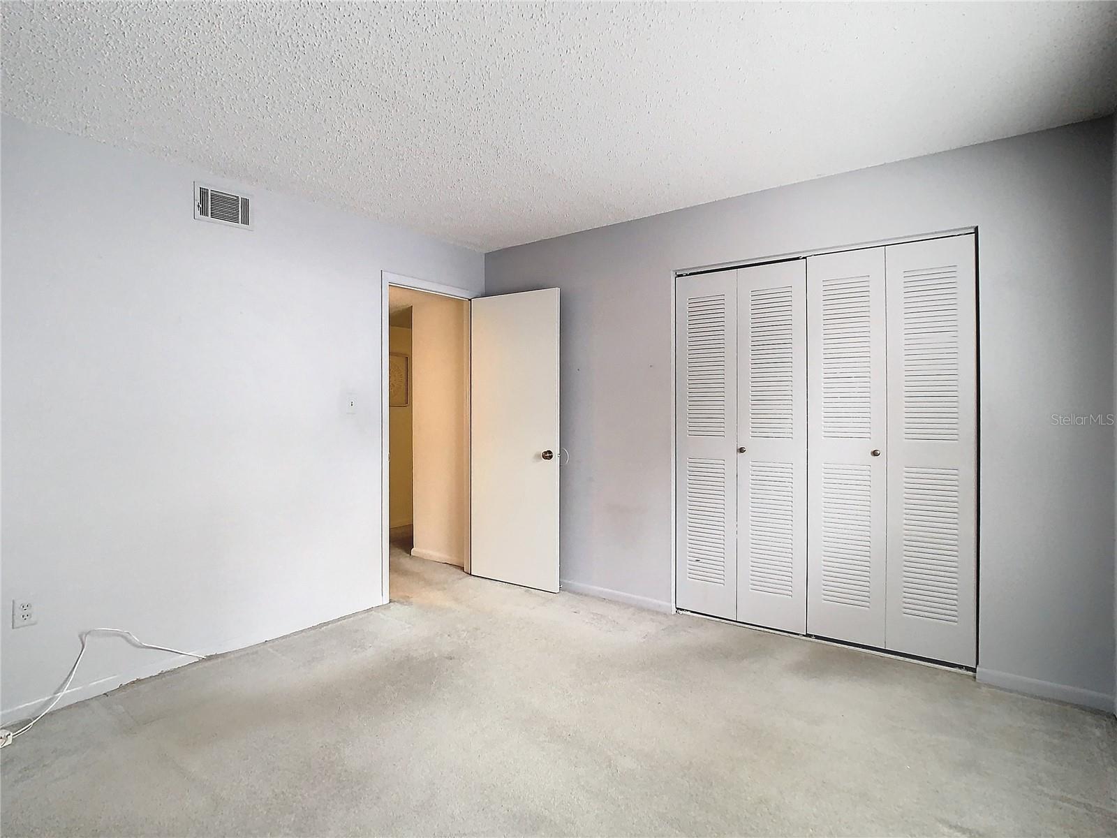 3713 CHAMPAGNE DR #115, TAMPA, FL, 33618