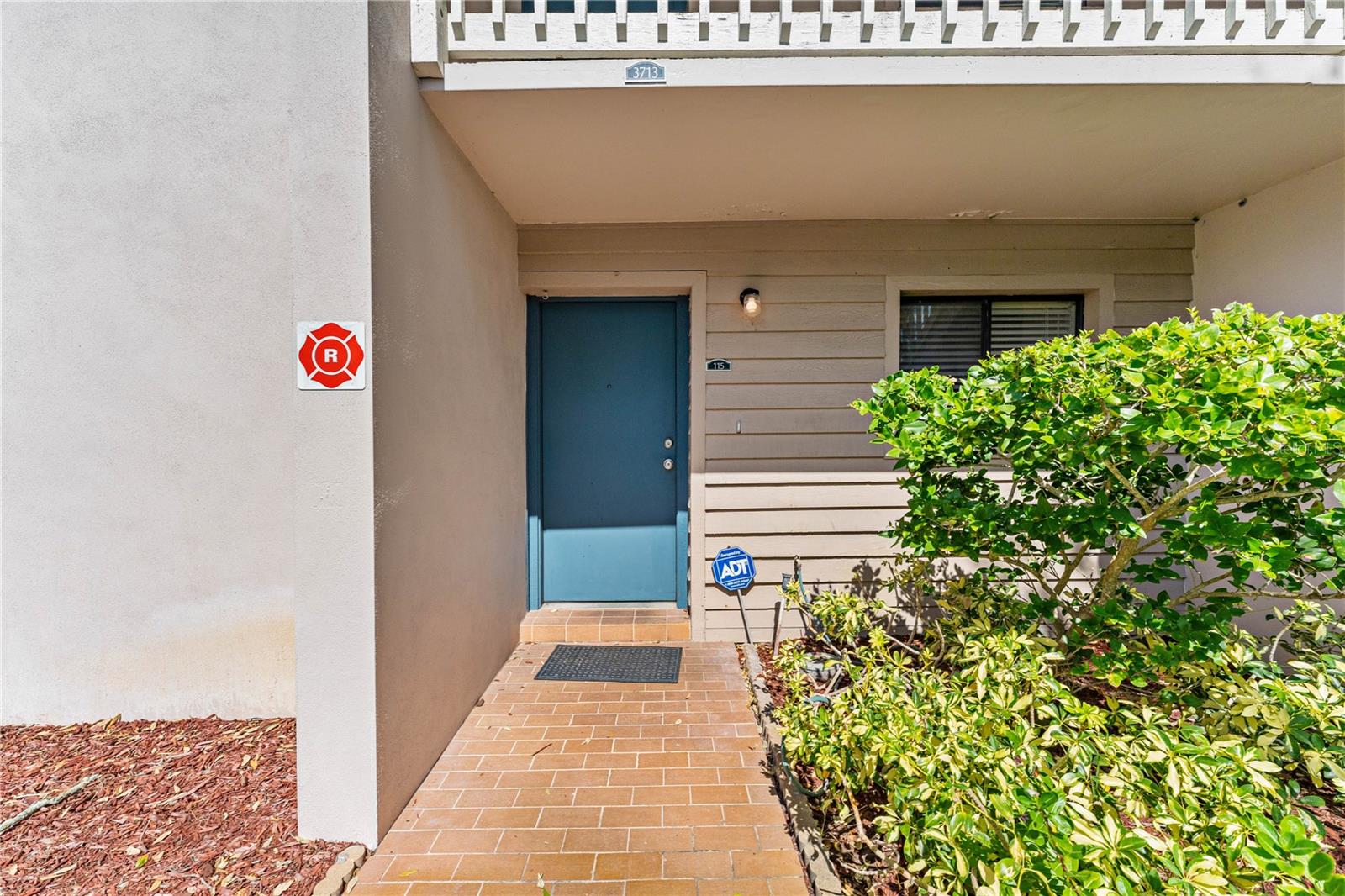 3713 CHAMPAGNE DR #115, TAMPA, FL, 33618