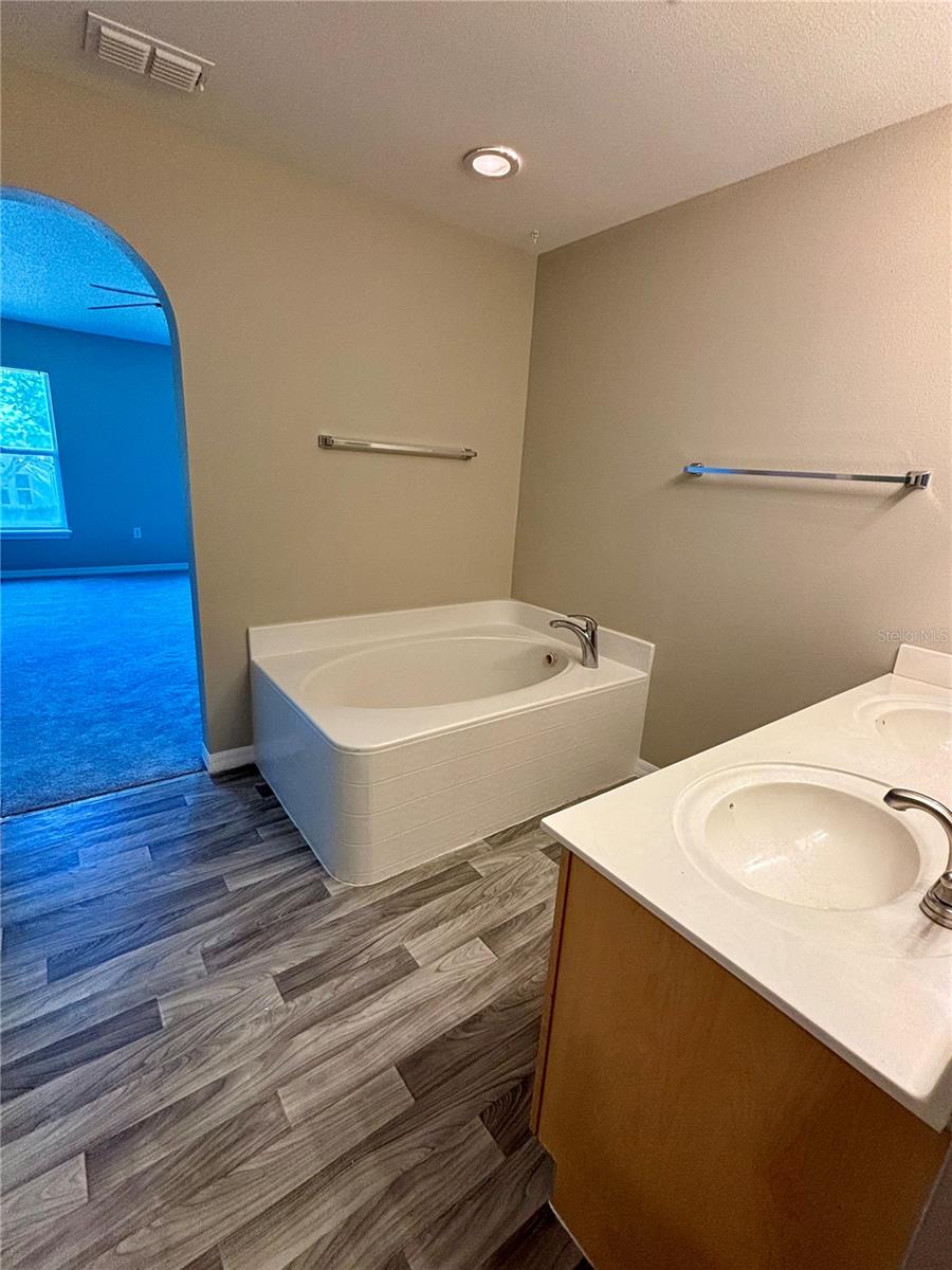 115 ROYALTY CIR, SANFORD, FL, 32771