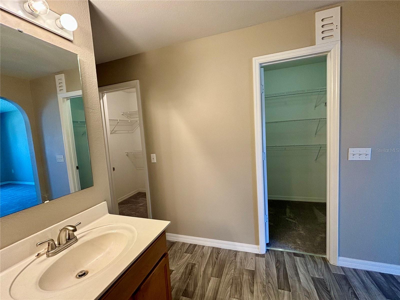 115 ROYALTY CIR, SANFORD, FL, 32771