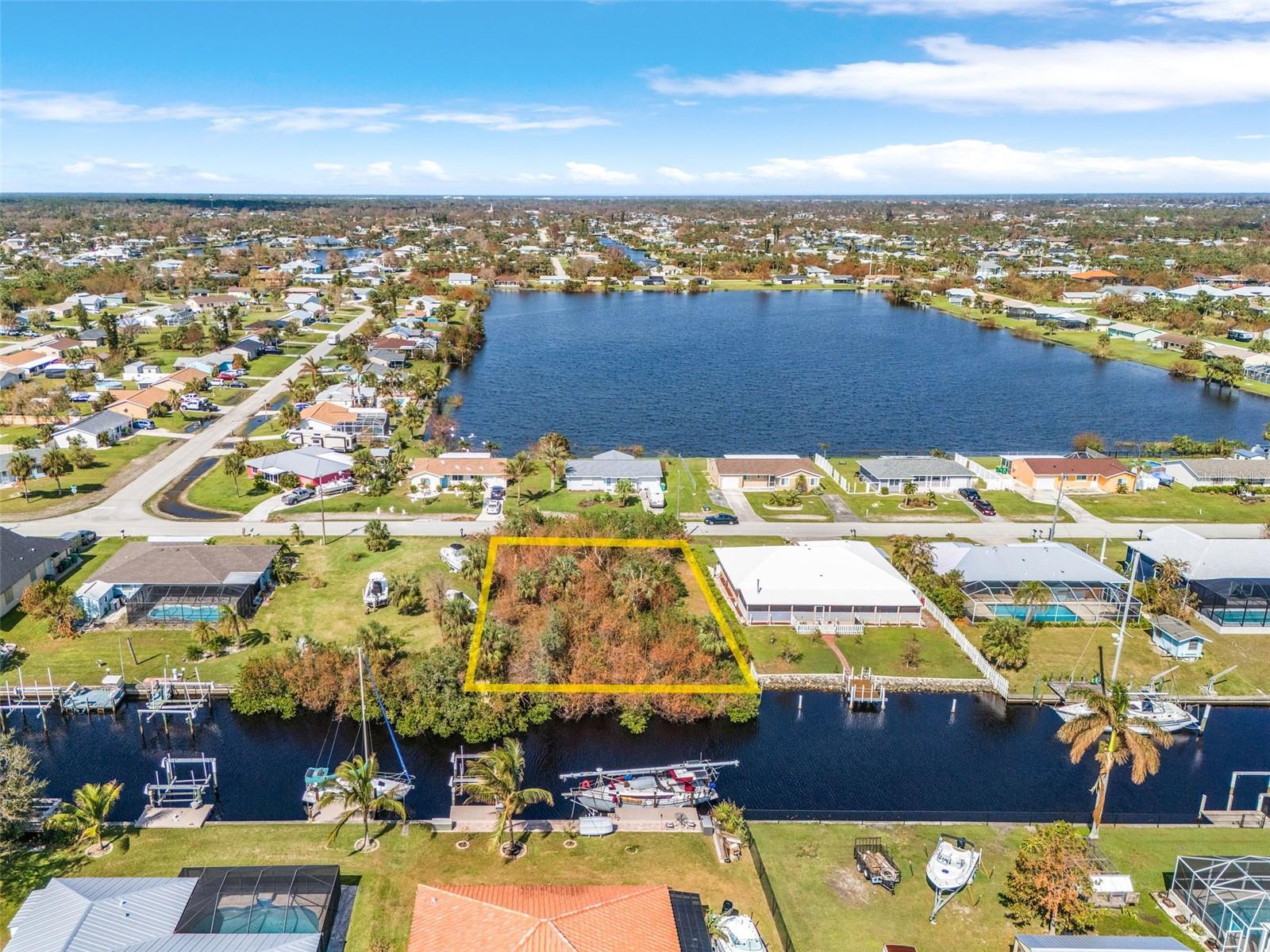 18826 ASHCROFT CIR, PORT CHARLOTTE, FL, 33948