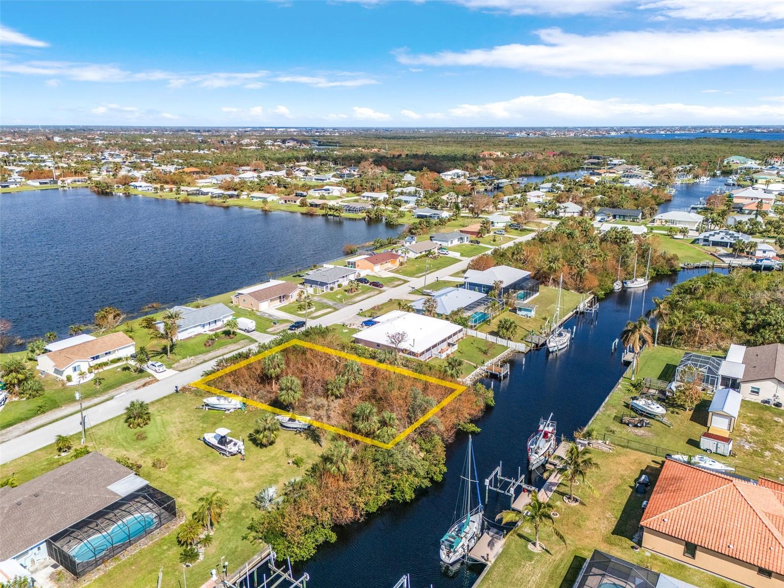 18826 ASHCROFT CIR, PORT CHARLOTTE, FL, 33948