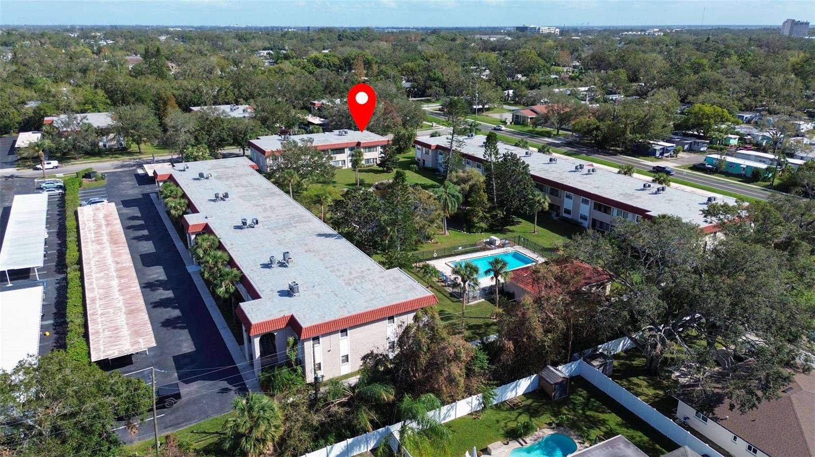 1750 BELLEAIR FOREST DR #B5, BELLEAIR, FL, 33756