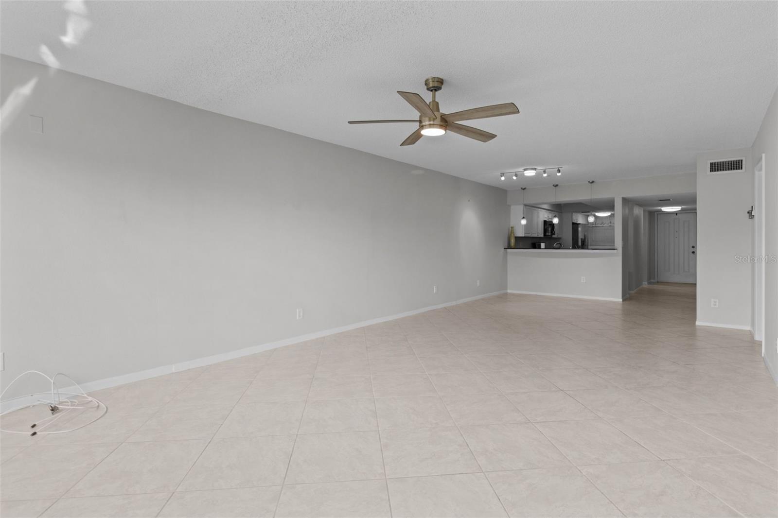 1750 BELLEAIR FOREST DR #B5, BELLEAIR, FL, 33756