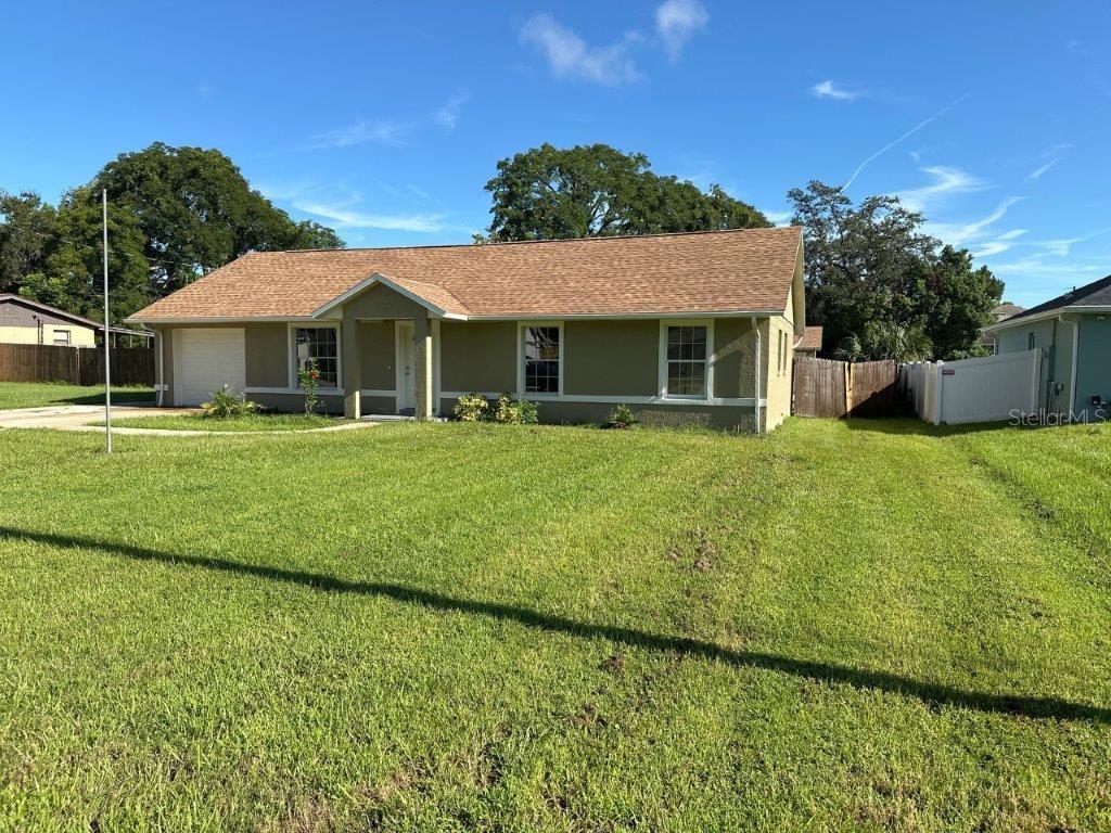 110 ANGELES RD, DEBARY, FL, 32713