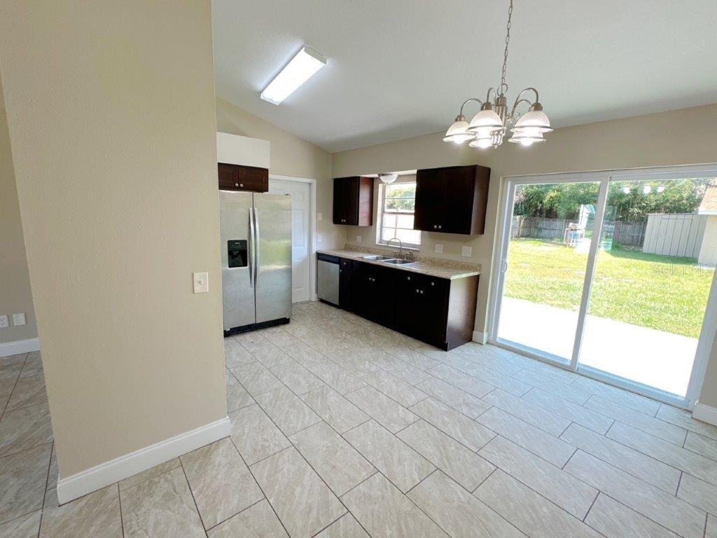 110 ANGELES RD, DEBARY, FL, 32713