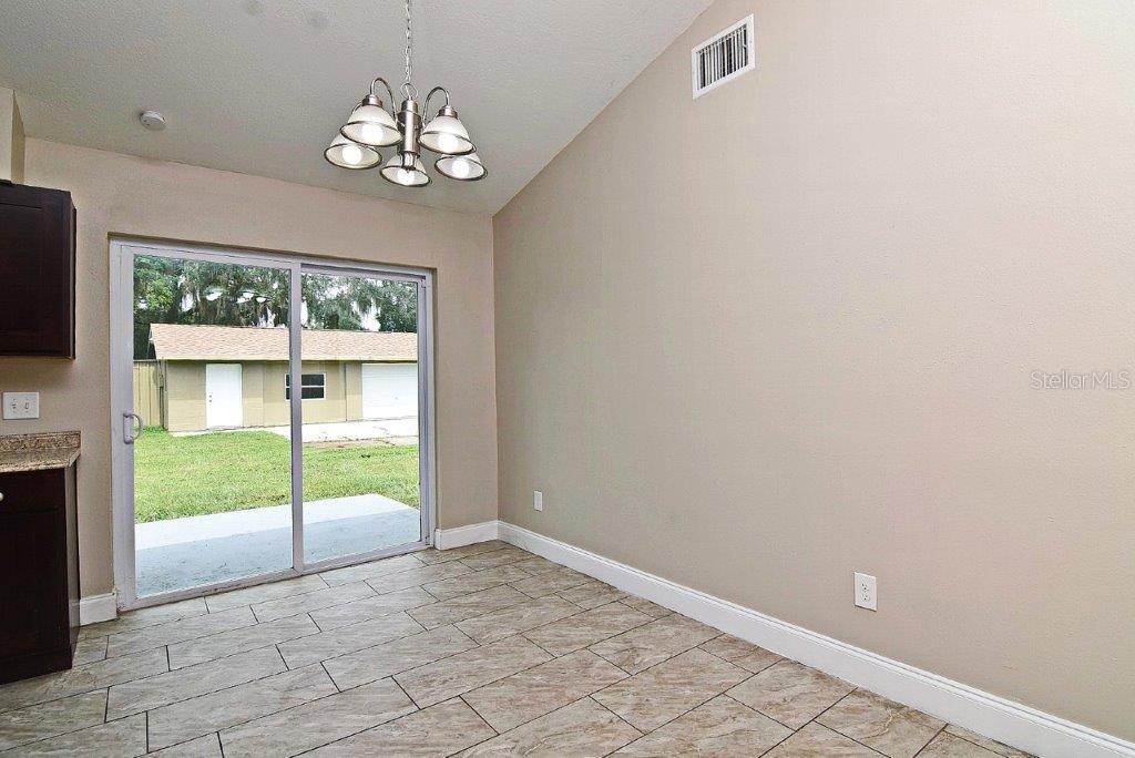 110 ANGELES RD, DEBARY, FL, 32713