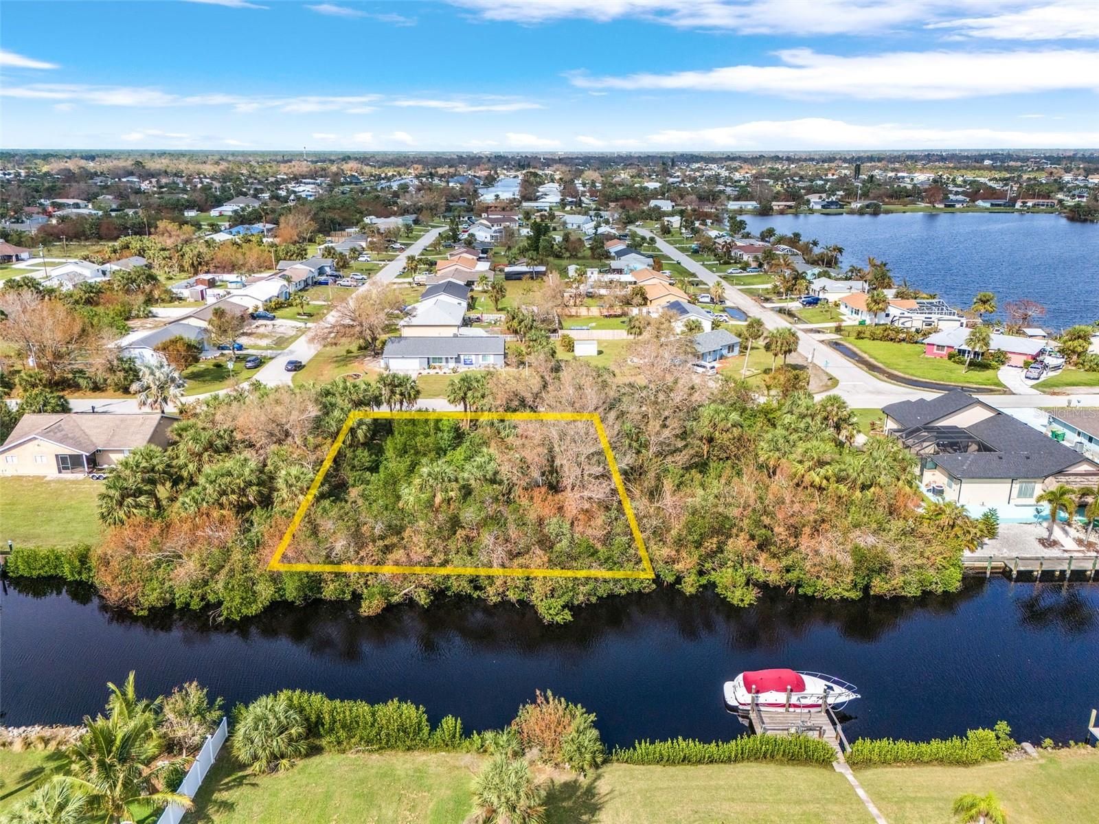 18786 ASHCROFT CIR, PORT CHARLOTTE, FL, 33948