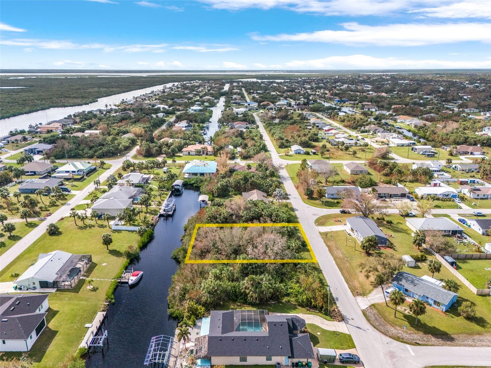 18786 ASHCROFT CIR, PORT CHARLOTTE, FL, 33948