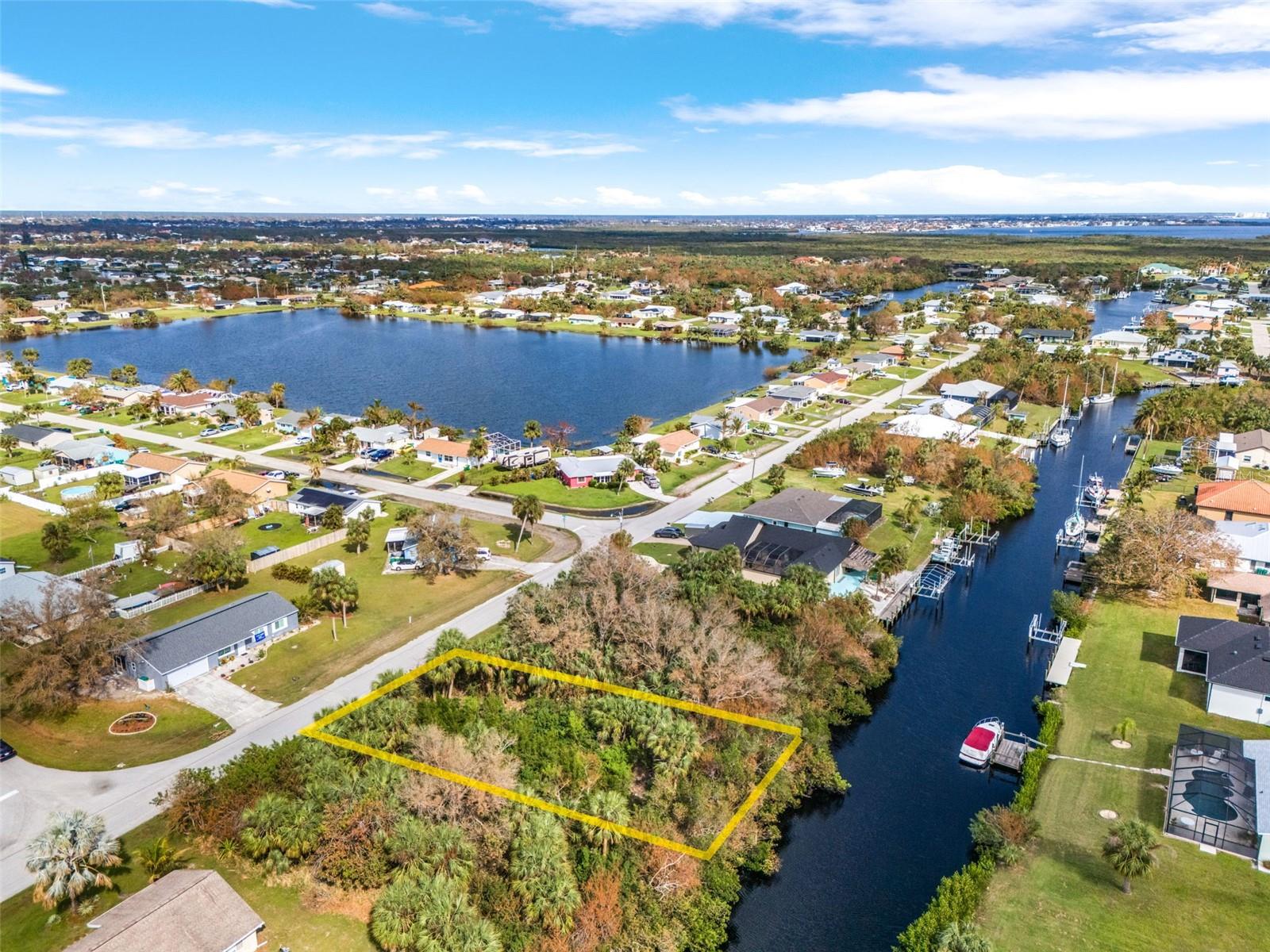 18786 ASHCROFT CIR, PORT CHARLOTTE, FL, 33948