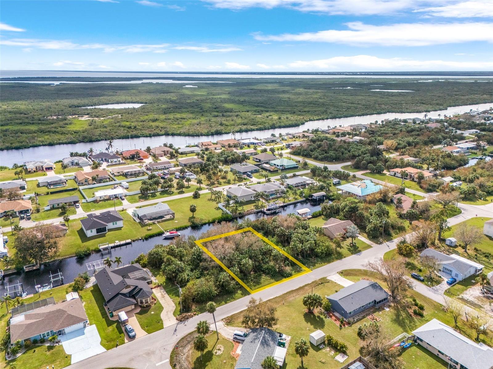 18786 ASHCROFT CIR, PORT CHARLOTTE, FL, 33948