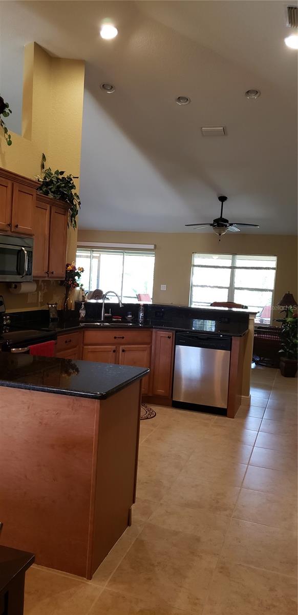 124 JENNIFER DR, ROTONDA WEST, FL, 33947