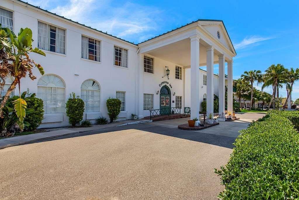 108 ROYAL PALM AVE, CLEWISTON, FL, 33440