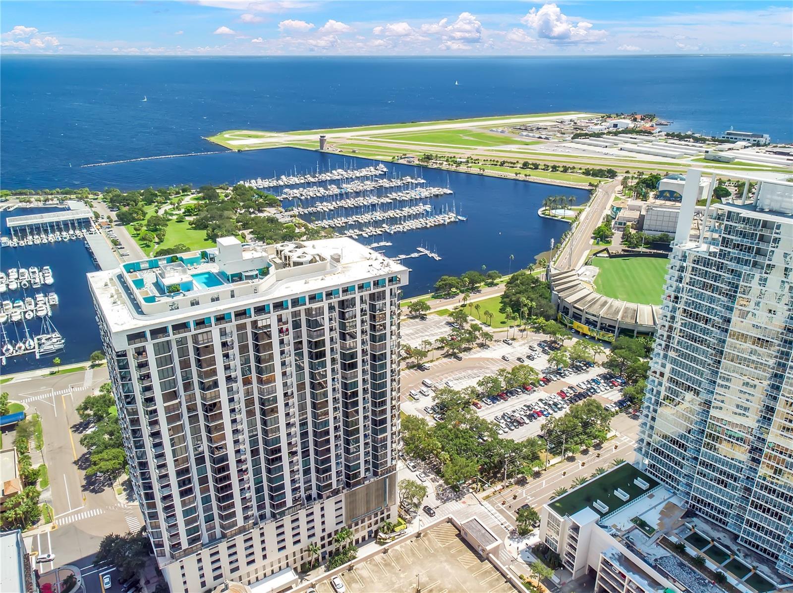 1 BEACH DR SE #2007, ST PETERSBURG, FL, 33701