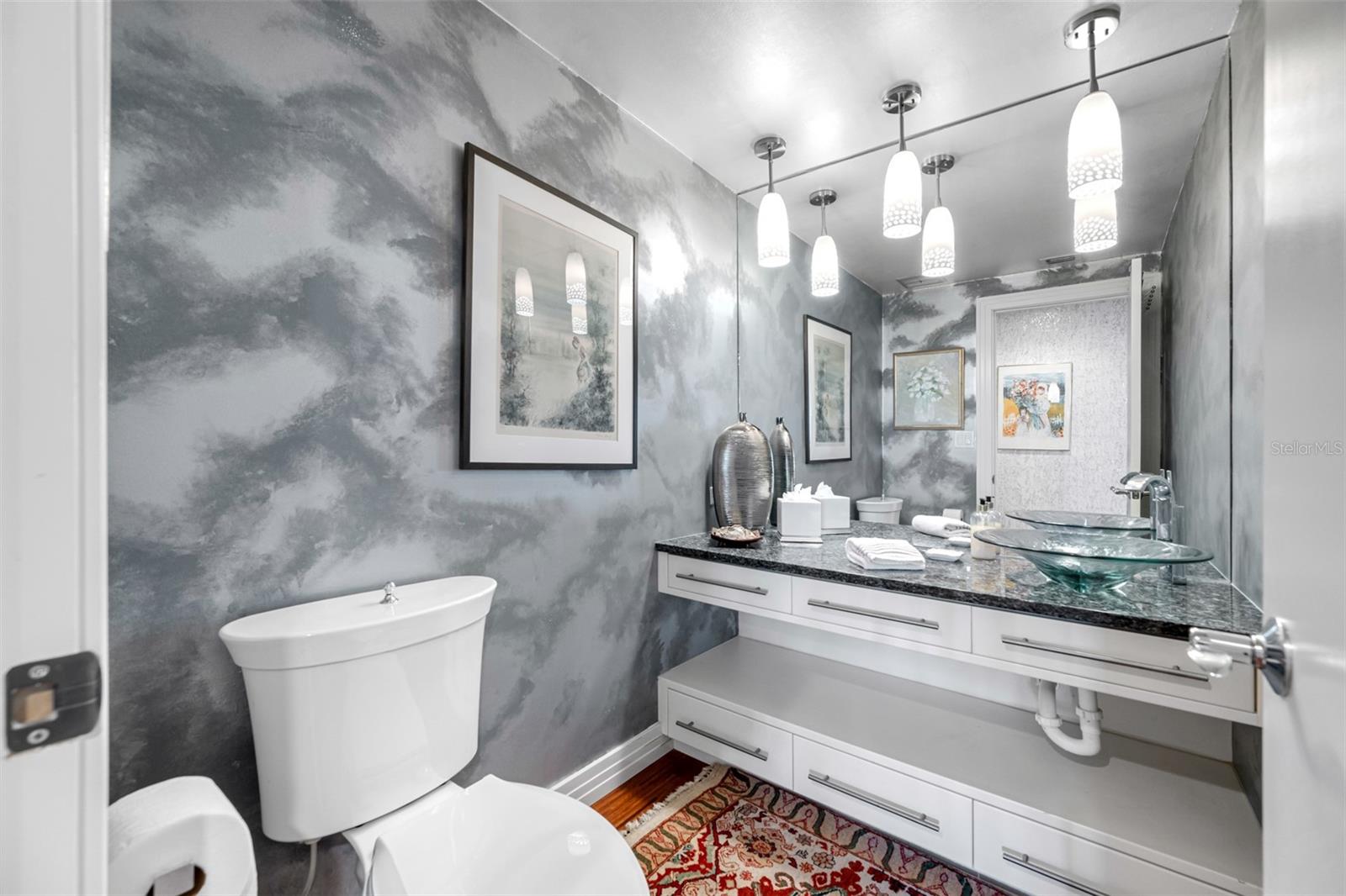 1 BEACH DR SE #2007, ST PETERSBURG, FL, 33701