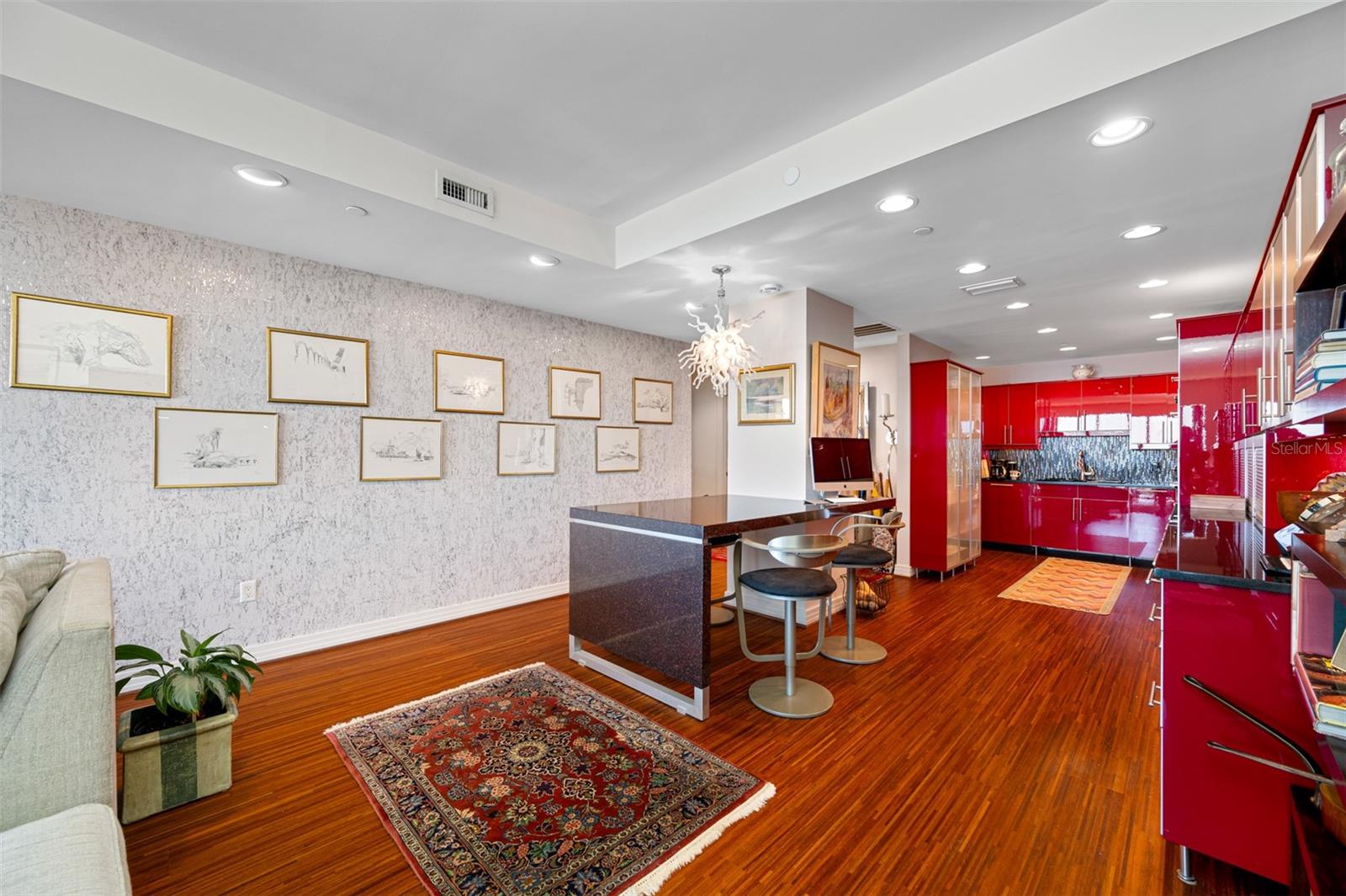 1 BEACH DR SE #2007, ST PETERSBURG, FL, 33701