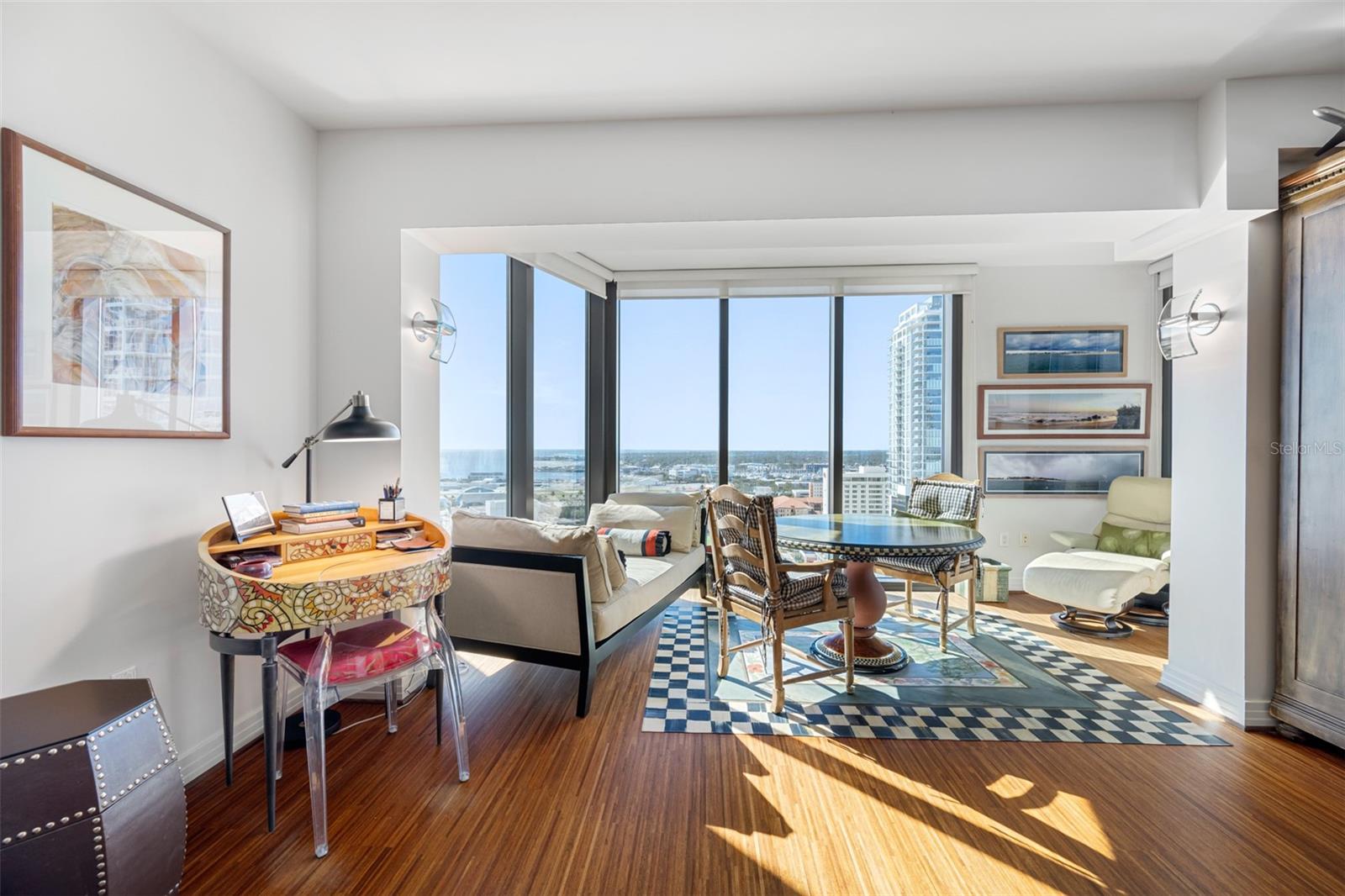 1 BEACH DR SE #2007, ST PETERSBURG, FL, 33701