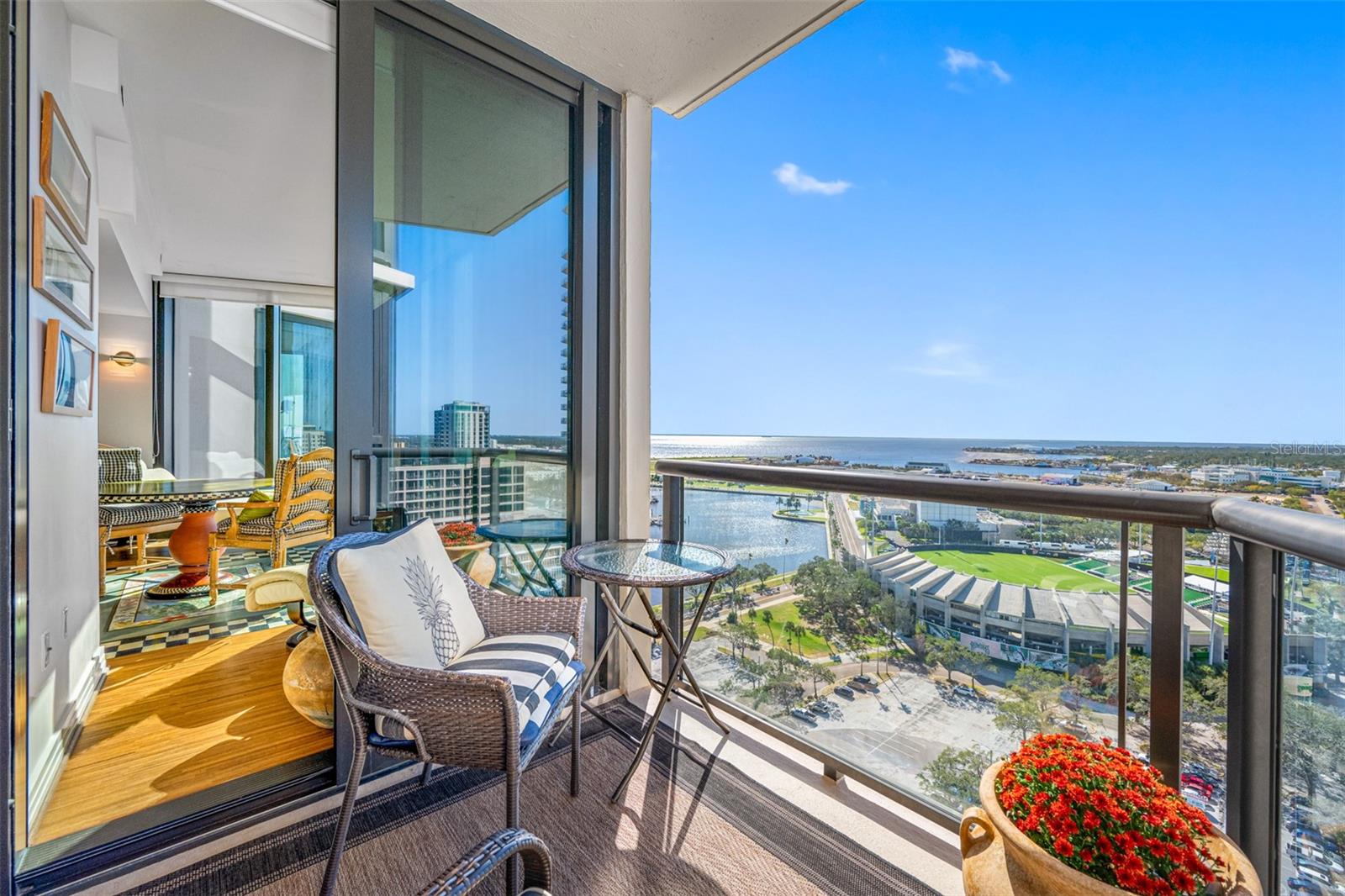 1 BEACH DR SE #2007, ST PETERSBURG, FL, 33701