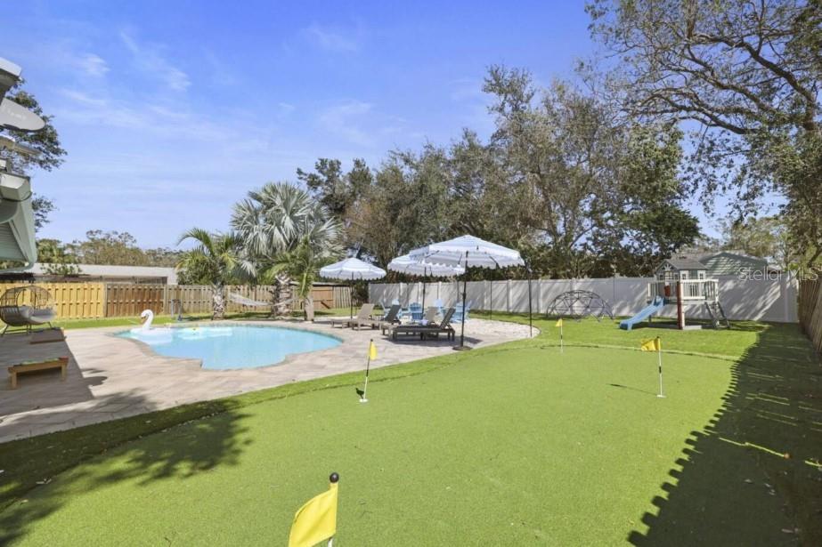 10075 W BAY ST, SEMINOLE, FL, 33776