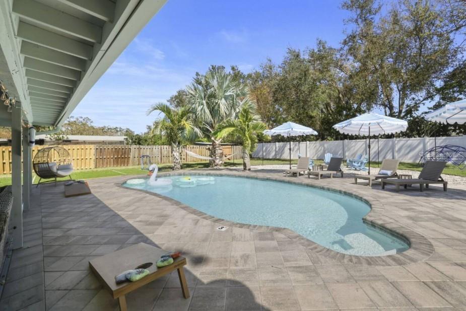 10075 W BAY ST, SEMINOLE, FL, 33776