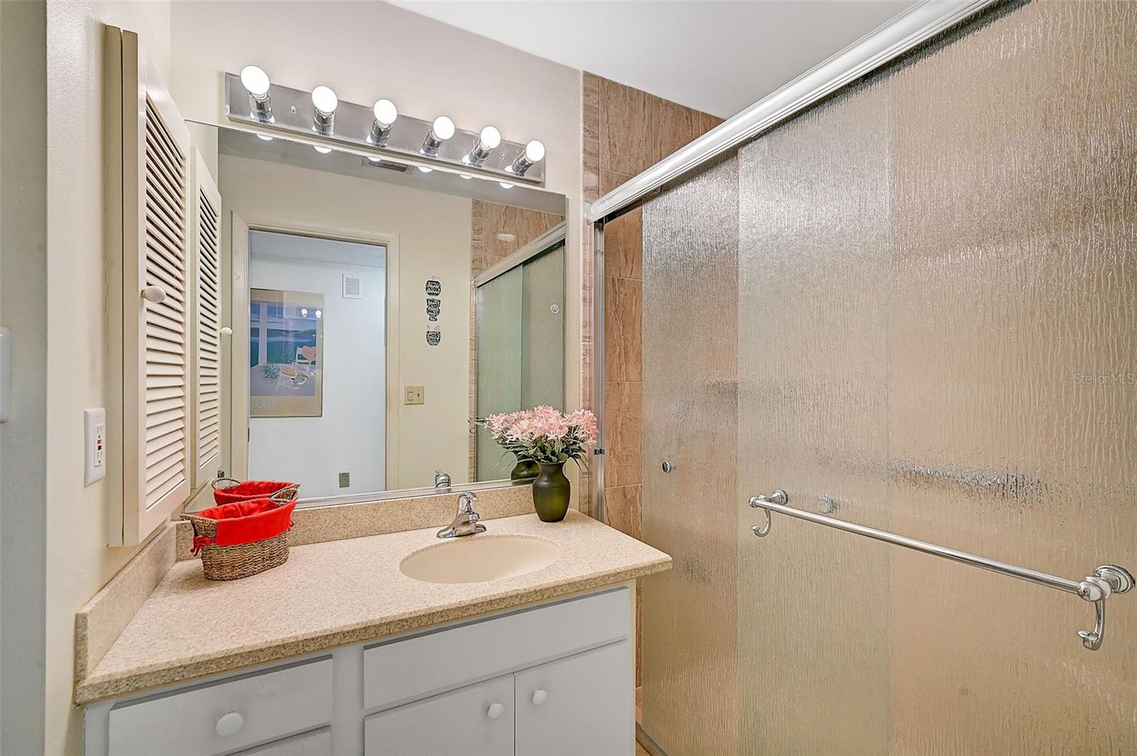 1402 GRAND BLVD #240, SARASOTA, FL, 34232