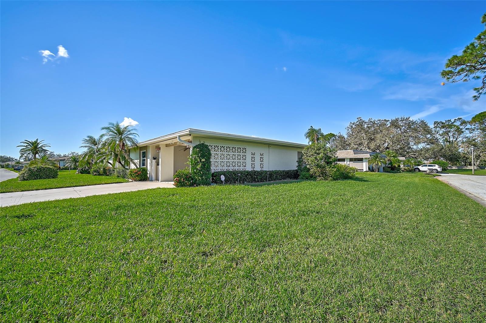 1402 GRAND BLVD #240, SARASOTA, FL, 34232