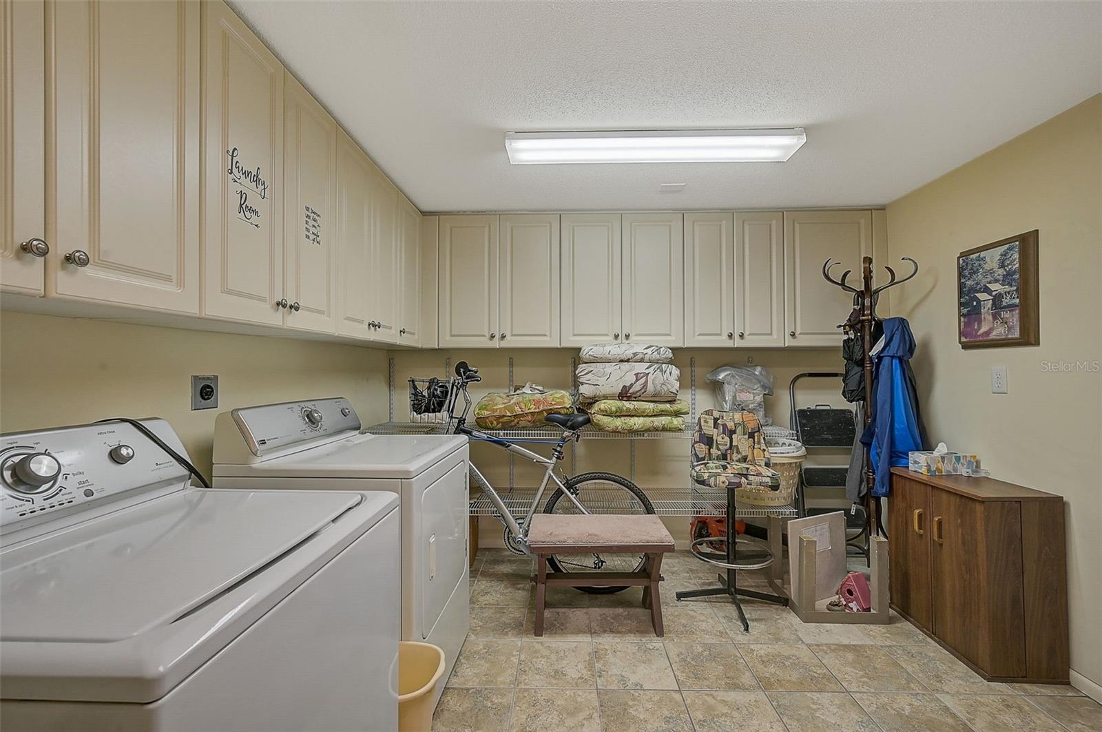 1402 GRAND BLVD #240, SARASOTA, FL, 34232