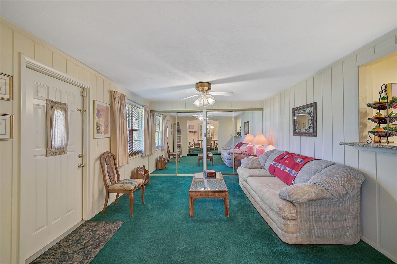 1402 GRAND BLVD #240, SARASOTA, FL, 34232