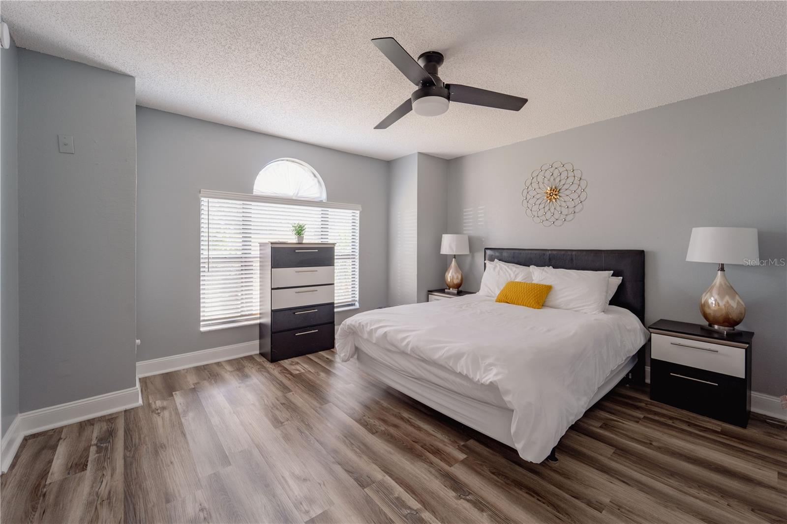 1020 HANFORD DR, DELTONA, FL, 32738