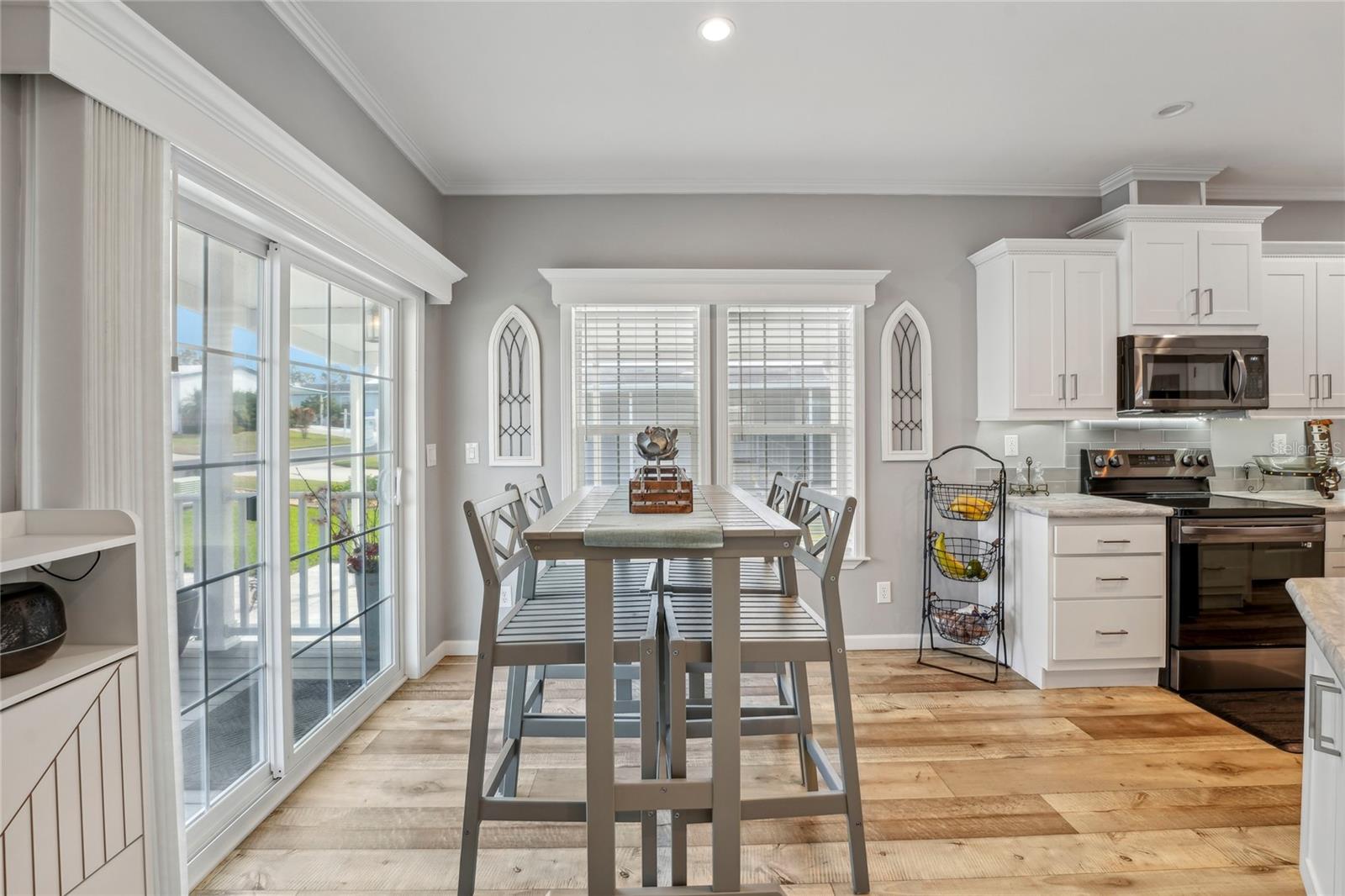 37624 LANDIS AVE, ZEPHYRHILLS, FL, 33541