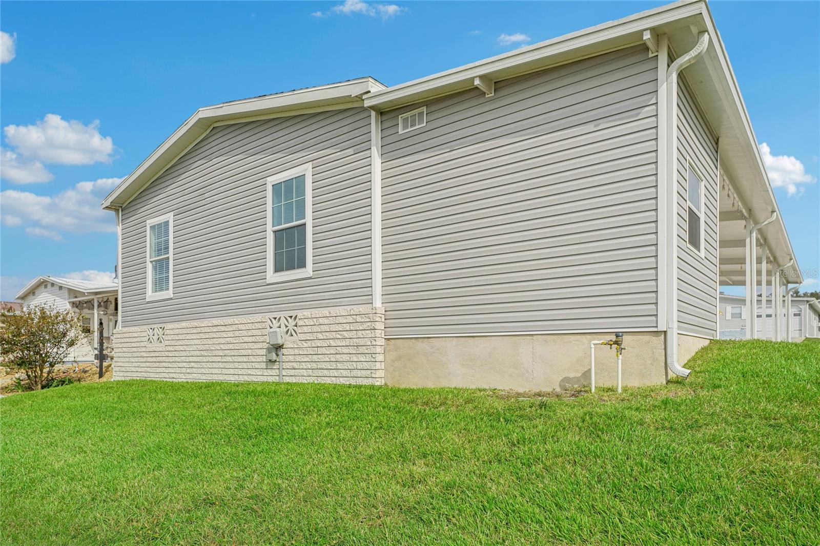 37624 LANDIS AVE, ZEPHYRHILLS, FL, 33541