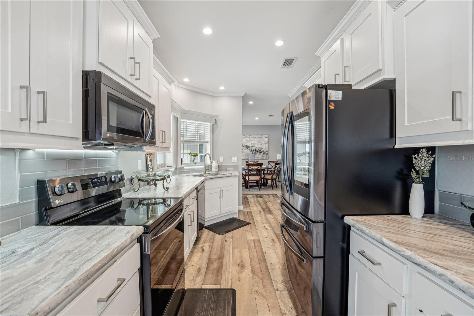 37624 LANDIS AVE, ZEPHYRHILLS, FL, 33541