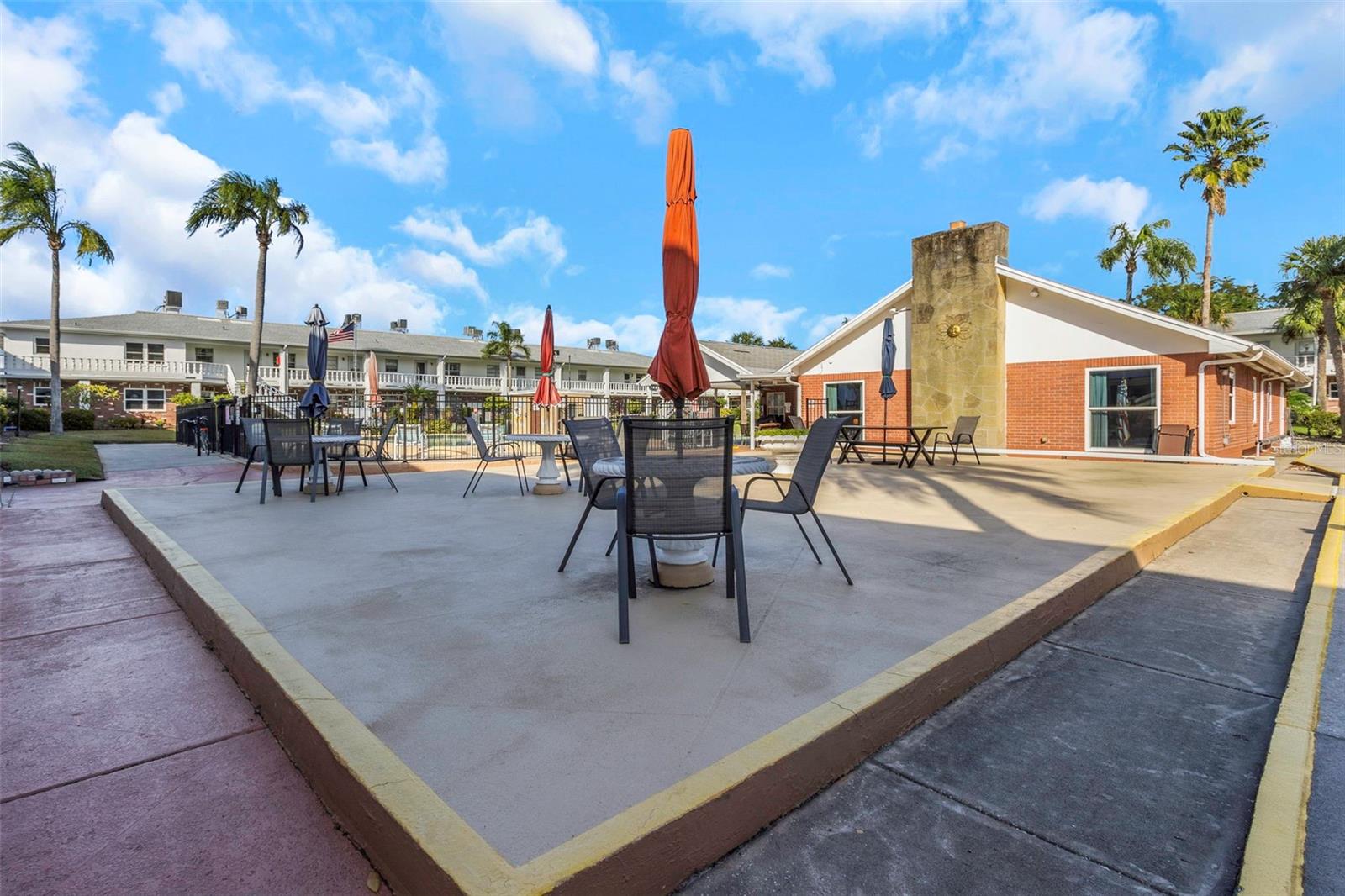 4742 AZALEA DR #106, NEW PORT RICHEY, FL, 34652