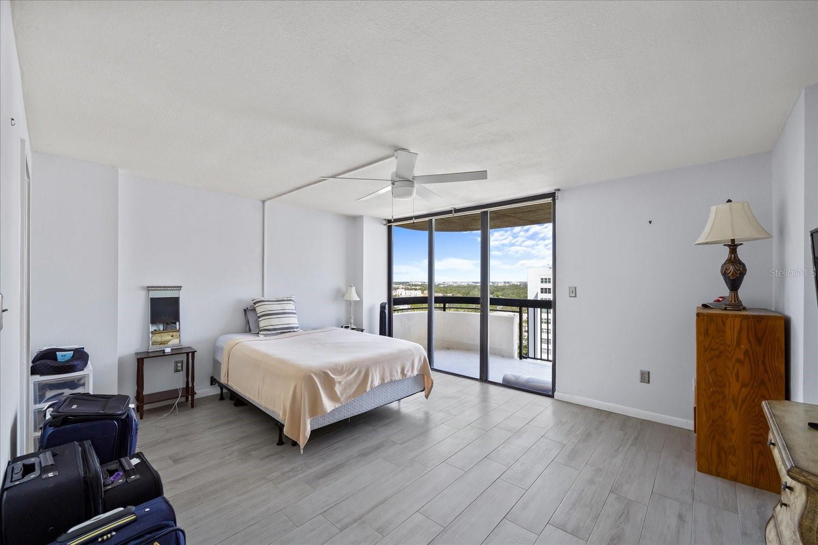 2413 BAYSHORE BLVD #1401, TAMPA, FL, 33629