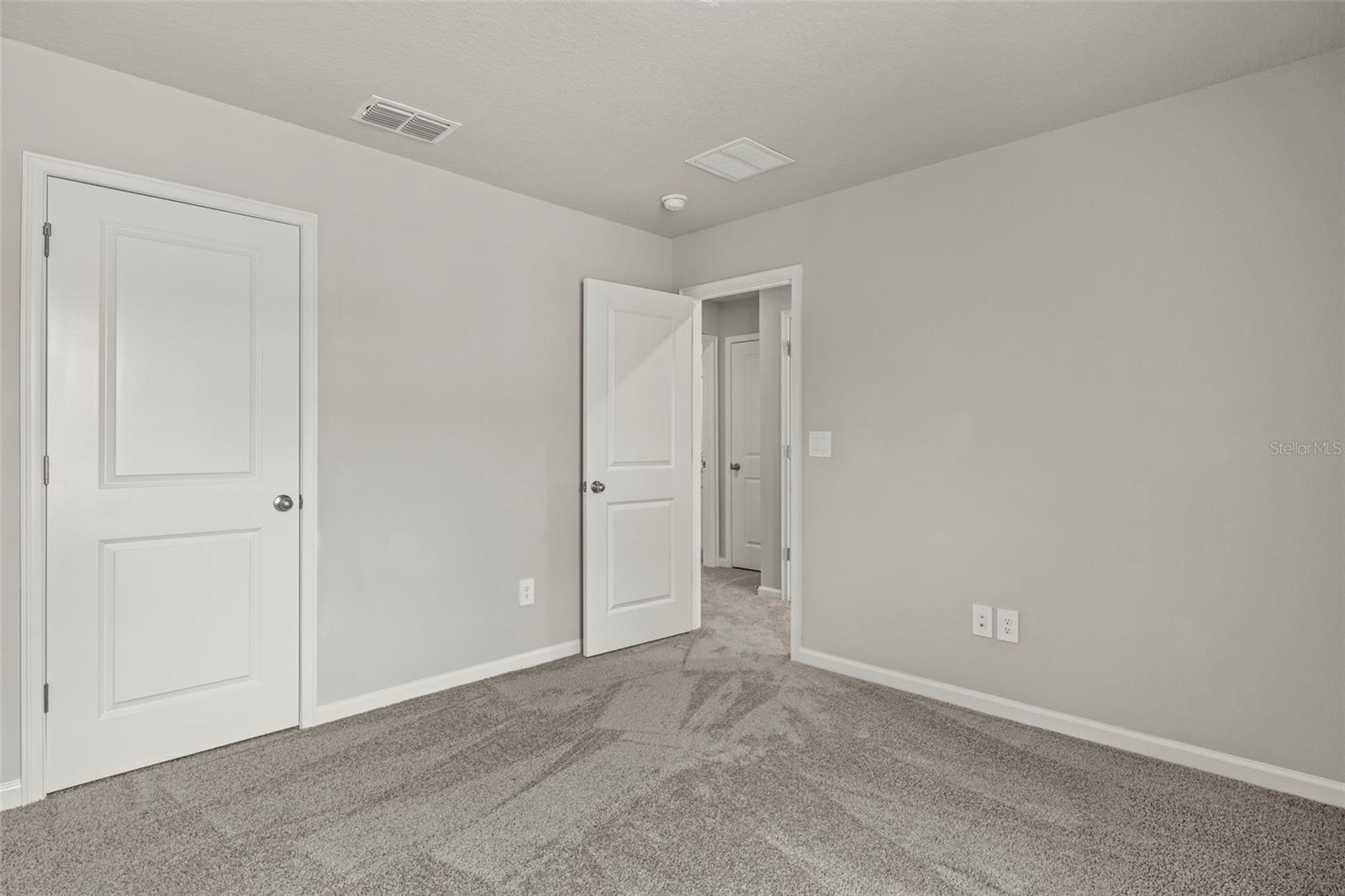 5620 BROOKLET WOODS DR, WESLEY CHAPEL, FL, 33545