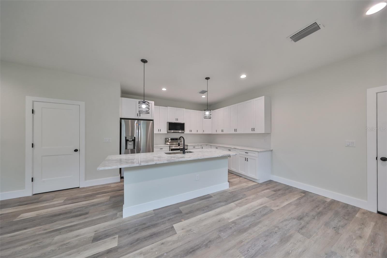 1906 CHERRY ST W #2, TAMPA, FL, 33607