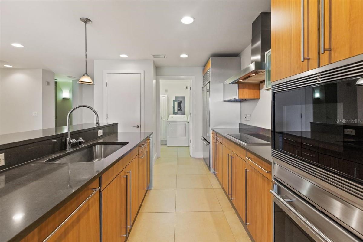 260 S OSCEOLA AVE #903, ORLANDO, FL, 32801