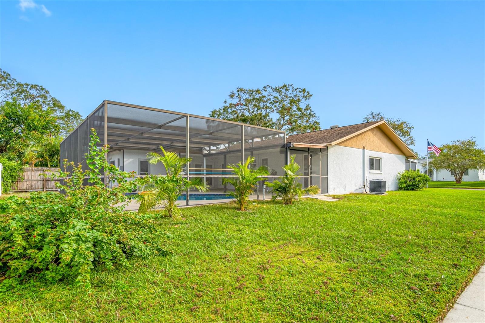 1614 E GROVELEAF AVE, PALM HARBOR, FL, 34683