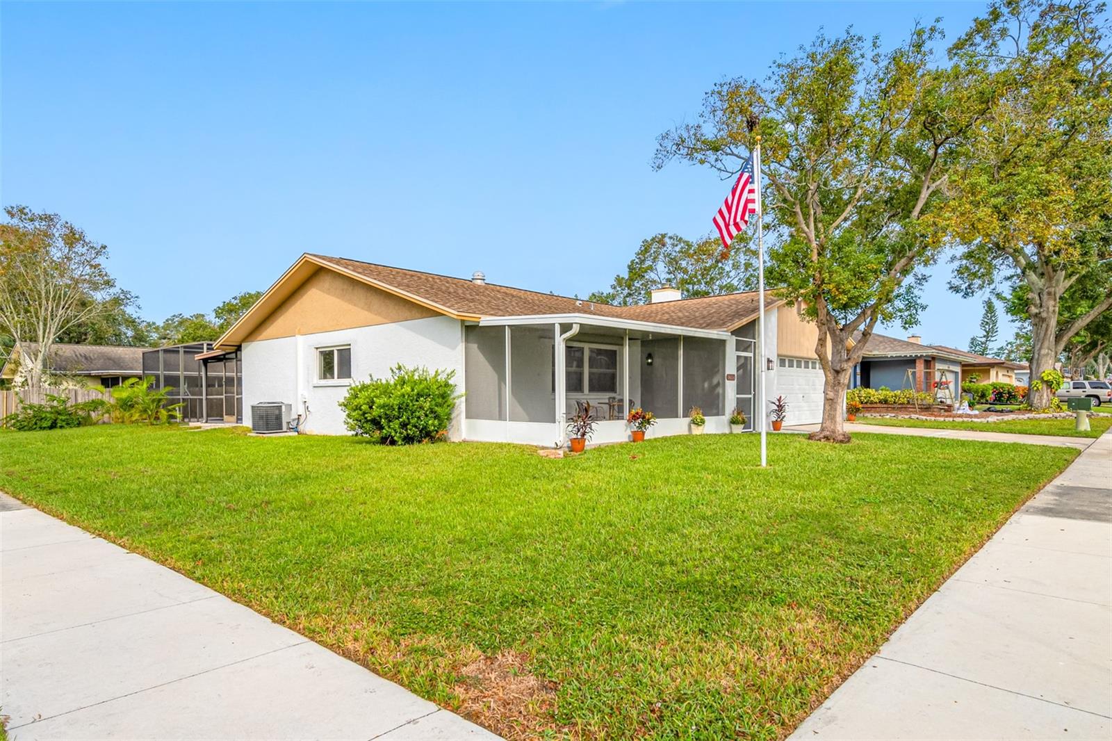 1614 E GROVELEAF AVE, PALM HARBOR, FL, 34683