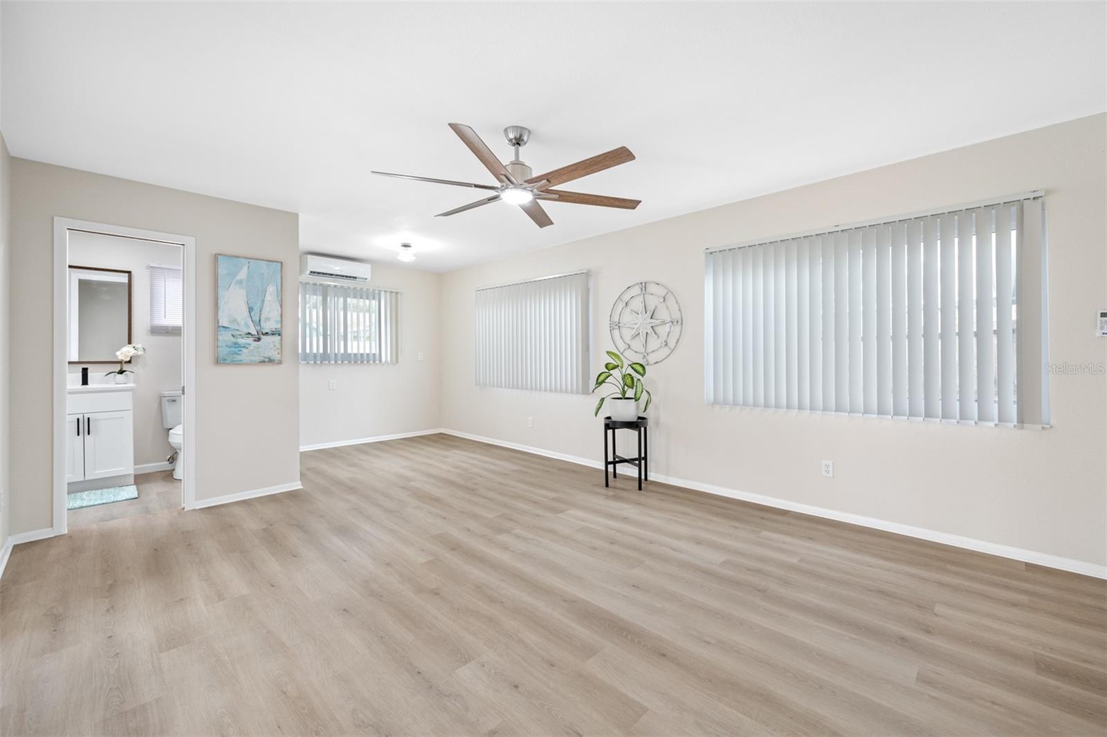 1614 E GROVELEAF AVE, PALM HARBOR, FL, 34683