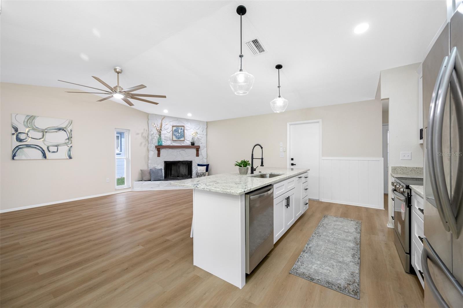 1614 E GROVELEAF AVE, PALM HARBOR, FL, 34683