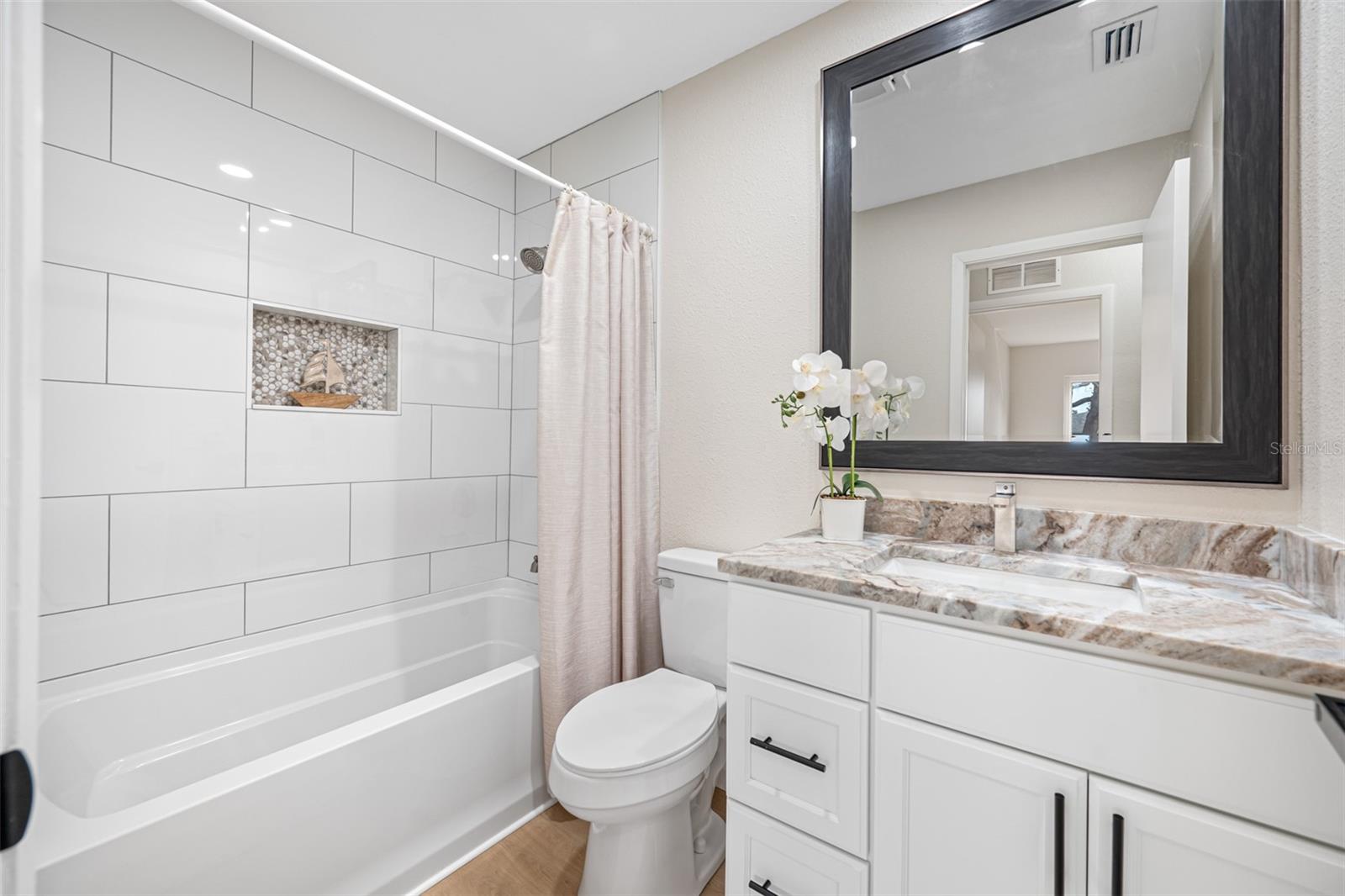 1614 E GROVELEAF AVE, PALM HARBOR, FL, 34683