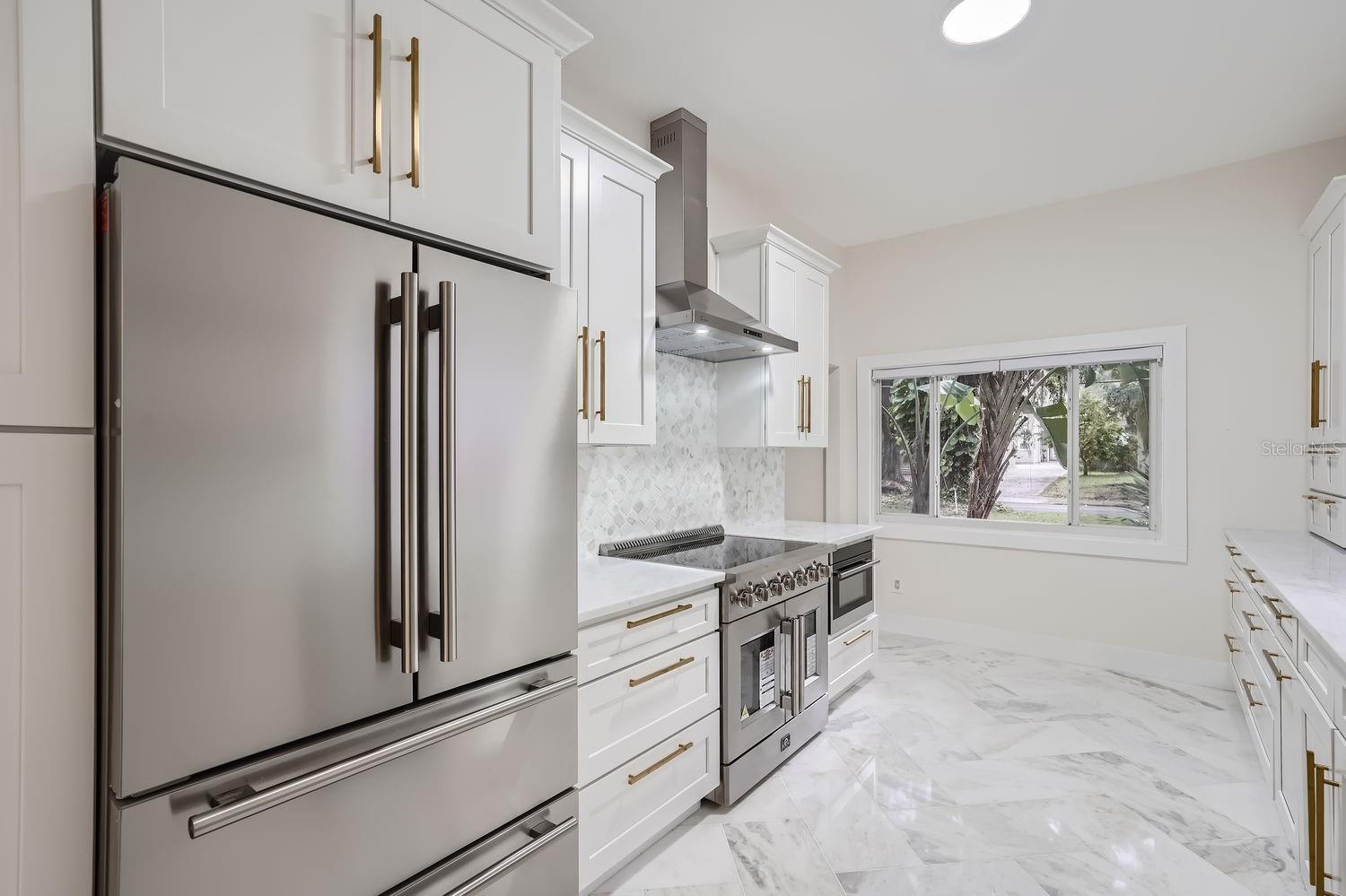 734 S MILLS AVE, ORLANDO, FL, 32801