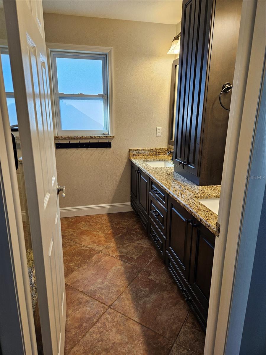 11933 72ND AVE, SEMINOLE, FL, 33772