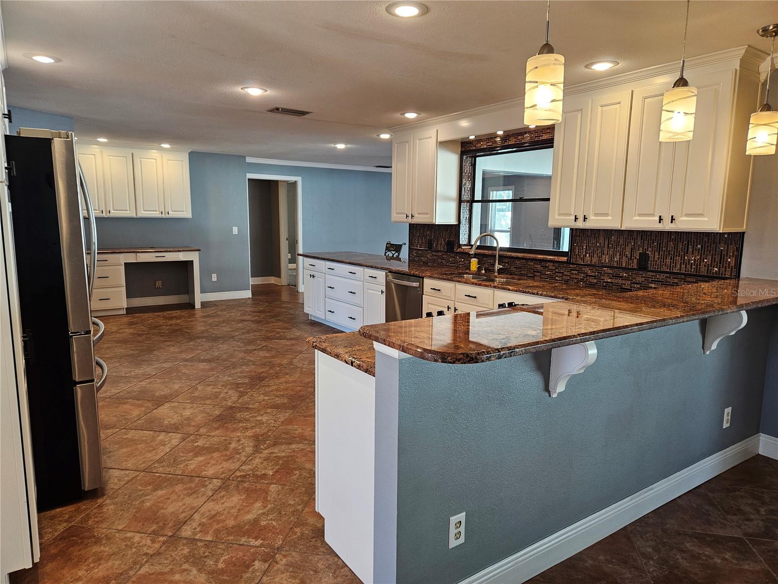 11933 72ND AVE, SEMINOLE, FL, 33772