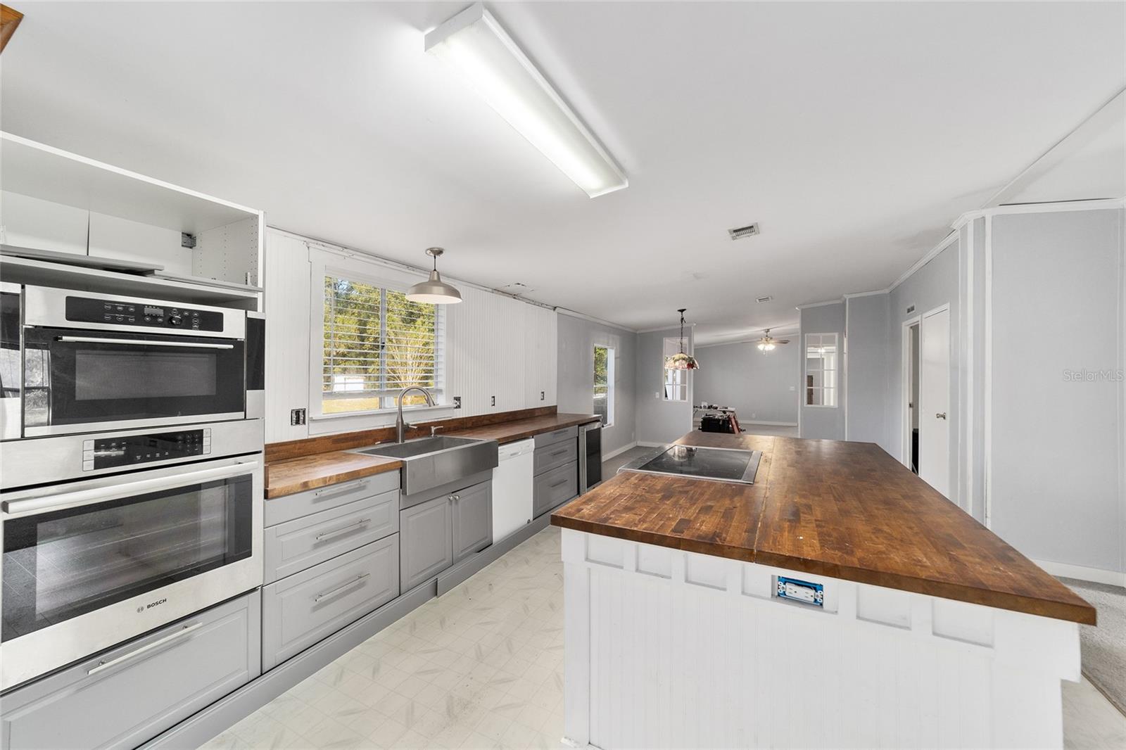 8821 SW 135TH PL, ARCHER, FL, 32618