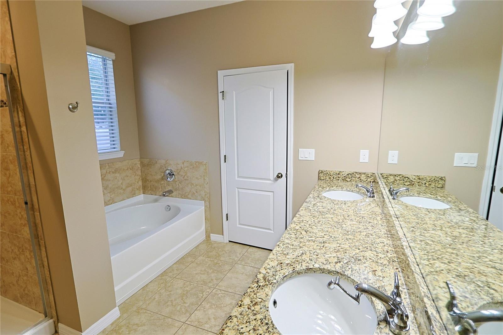2356 LIVORNO WAY, LAND O LAKES, FL, 34639