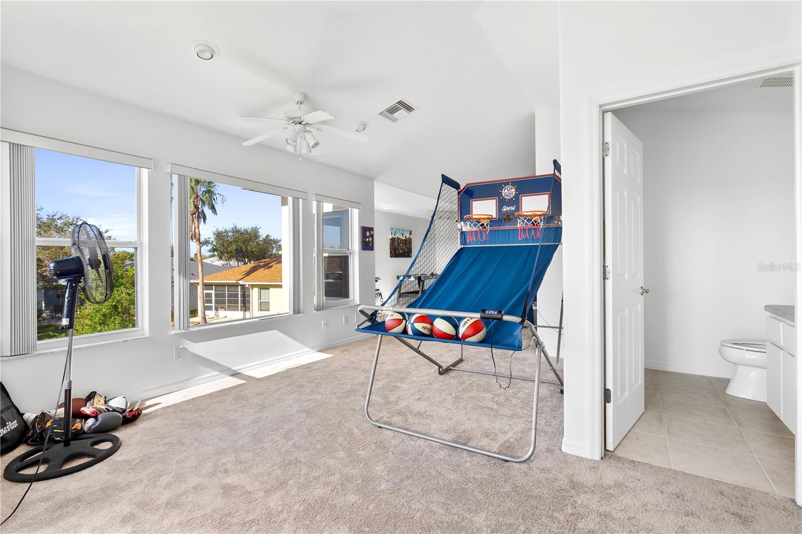 5740 BOUNTY CIR, TAVARES, FL, 32778