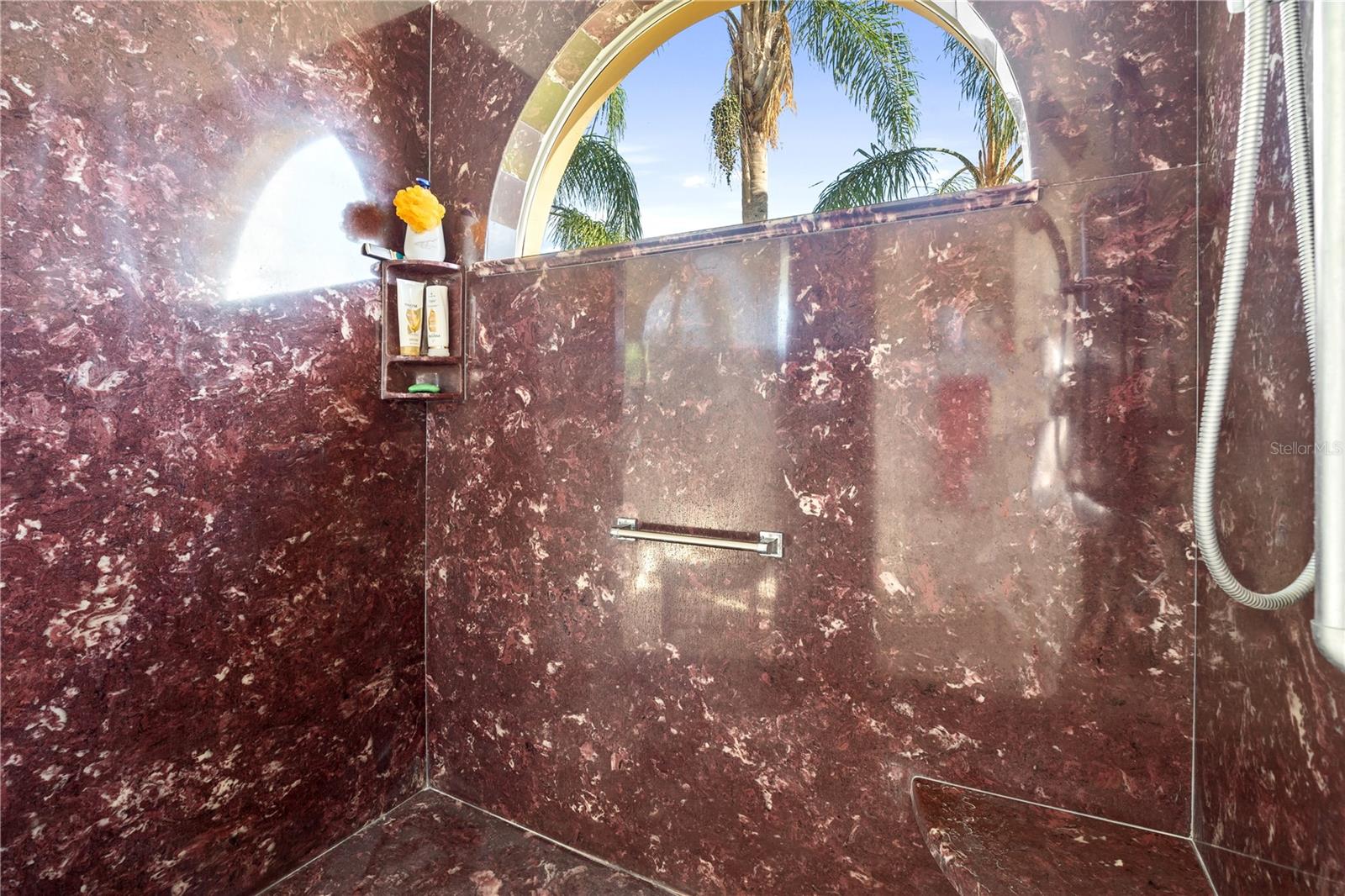 5740 BOUNTY CIR, TAVARES, FL, 32778