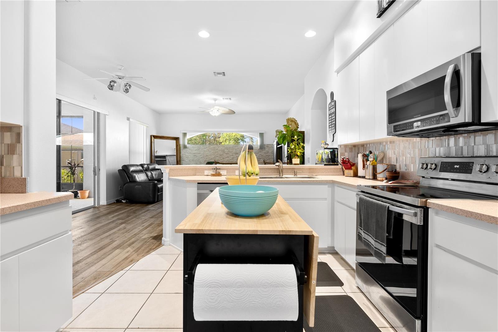 5740 BOUNTY CIR, TAVARES, FL, 32778